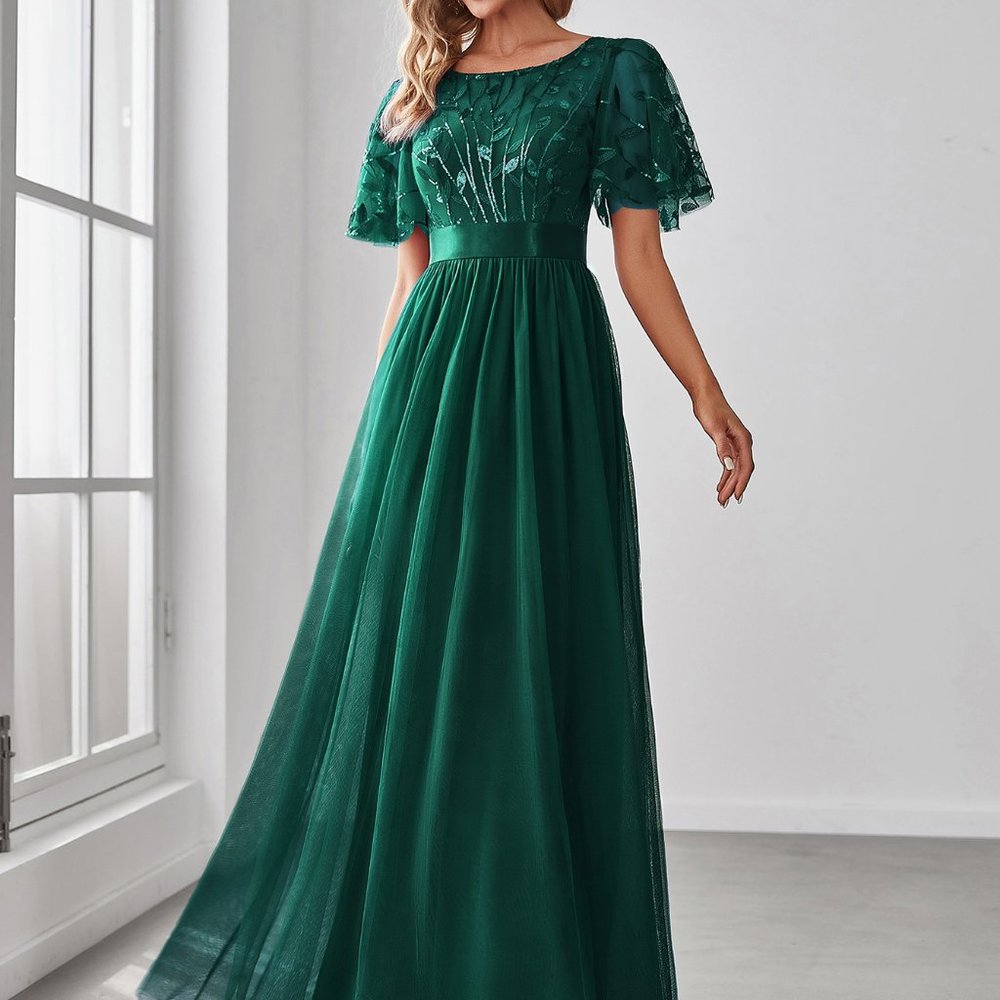 Brand New Embroidery & Sequin Bodice Mesh Prom Dress Dark Green